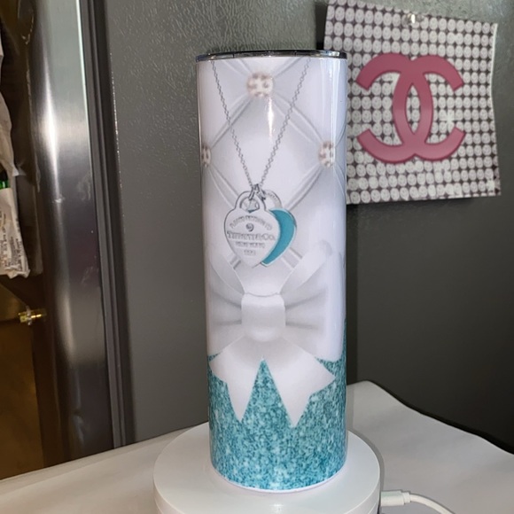 NWT T Tiffany blue &white quilted look .925 necklace design&ribbion20 oz tumbler - Picture 6 of 10